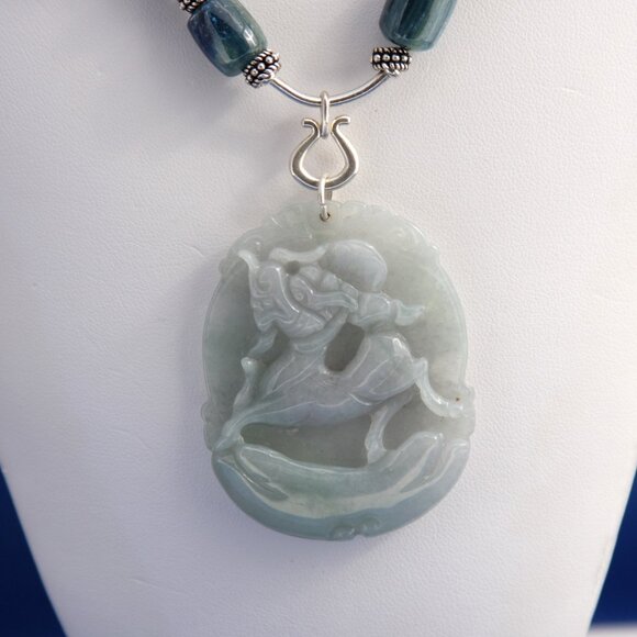 Vintage Jade Chi Lin Earth Elemental Pendant on Blue Green Kyanite Necklace - Picture 2 of 6